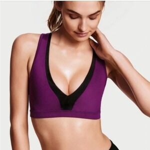 Victoria's‎ Secret